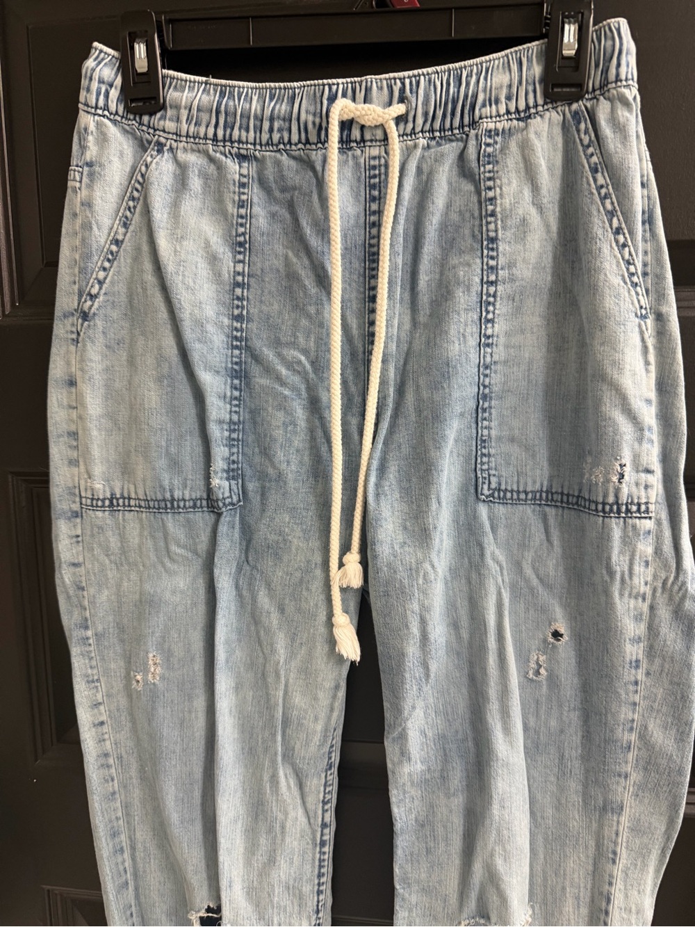 Aerie Lightweight Chambray Jogger Pants Distressed Drawstring Denim Blue Size S - Picture 2 of 7